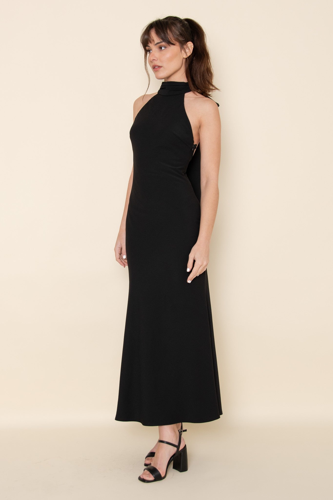 Simple Statement Maxi Dress