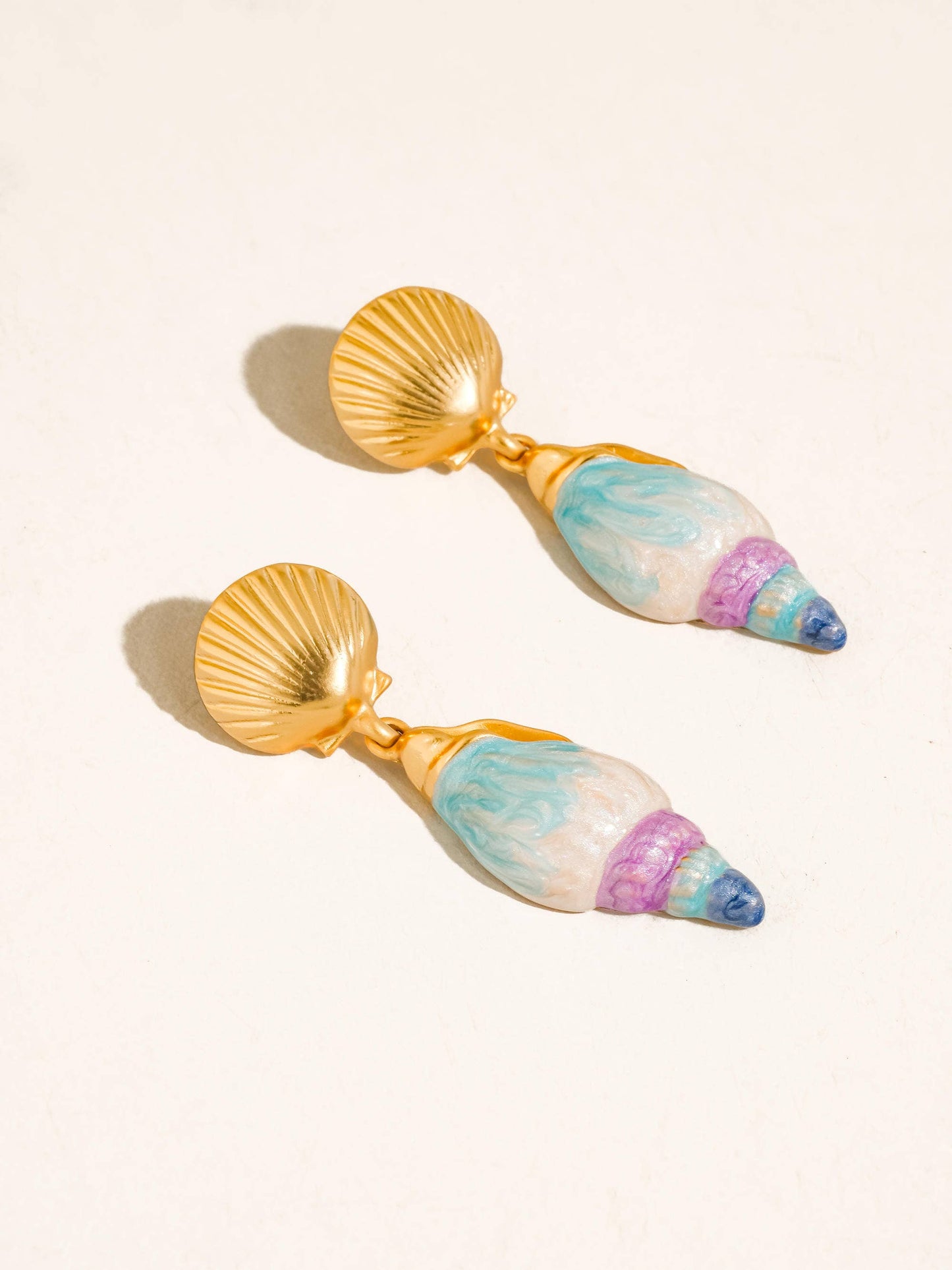 Corail 18K Gold Vintage Coastal Shell Drop Earrings