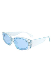 Lunettes de soleil rectangulaires étroites et tendance