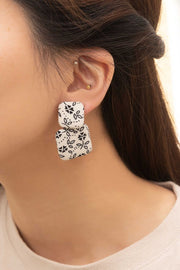 Boucles d'oreilles pendantes en textile