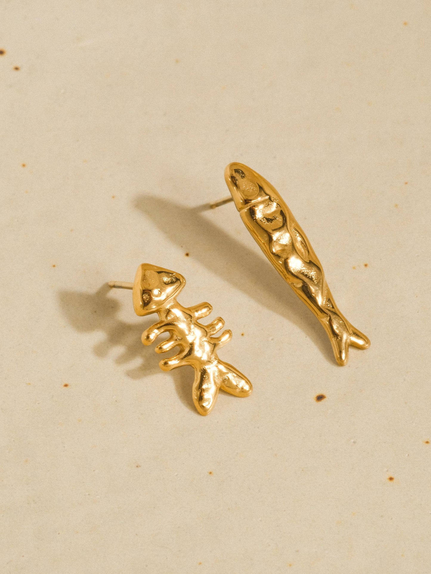 Selkie 18K Gold Non-Tarnish Mismatch Fish Stud Earrings