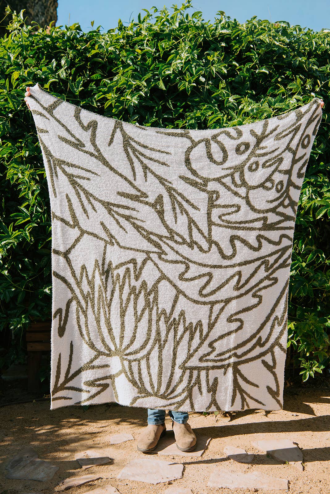 Canopy Plush Throw - Vintage Green