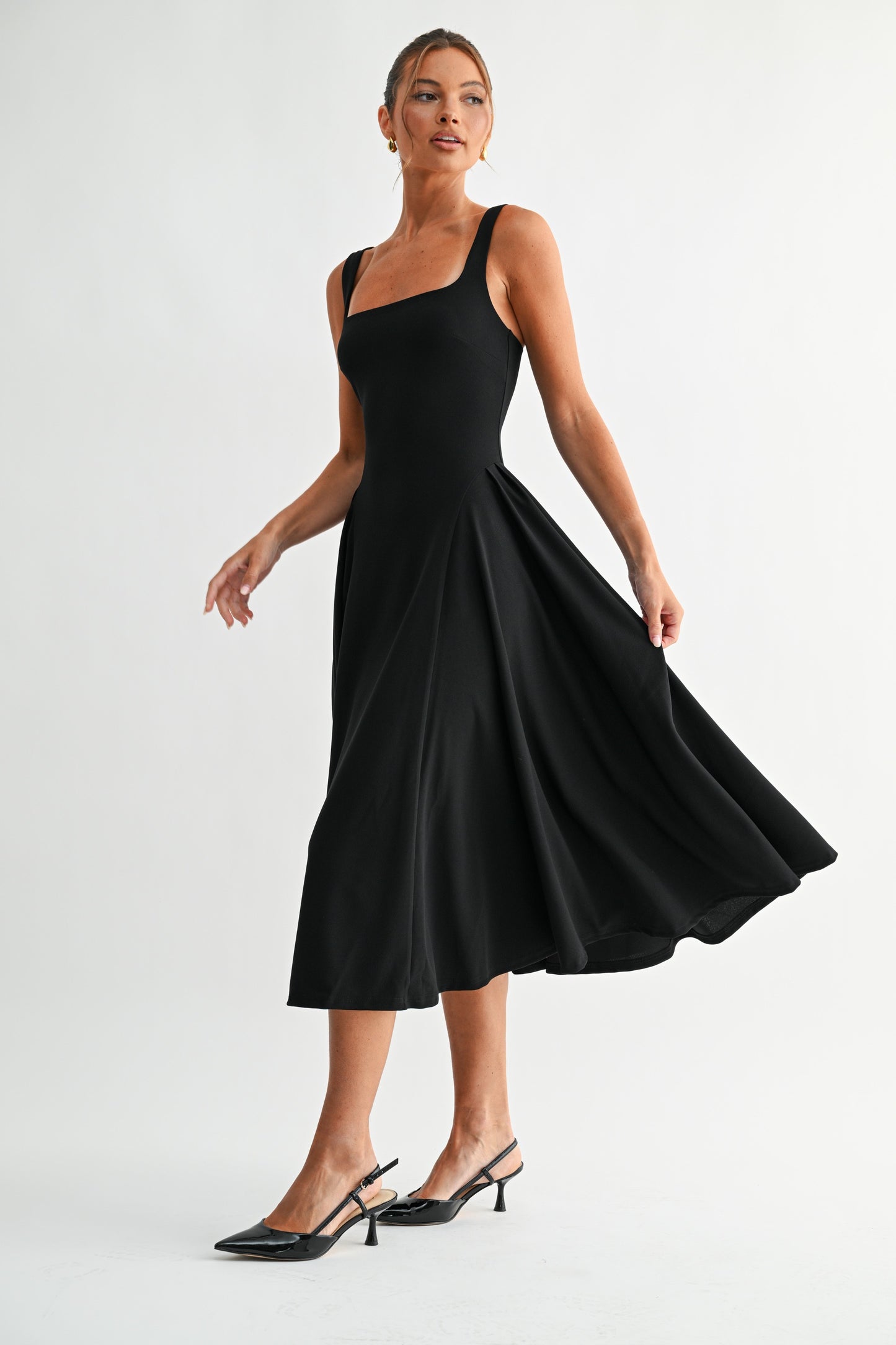 Lyra Muse Midi Dress