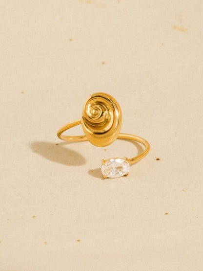 Solenya 18K Gold Non-Tarnish Seashell CZ Statement Ring