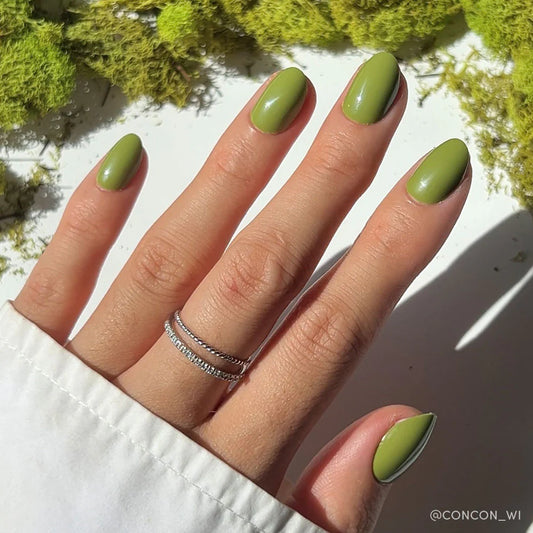 Moss Green Press-On Nails - Short Oval