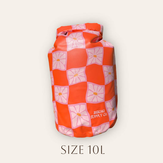 Paloma Checkered Dry Bag