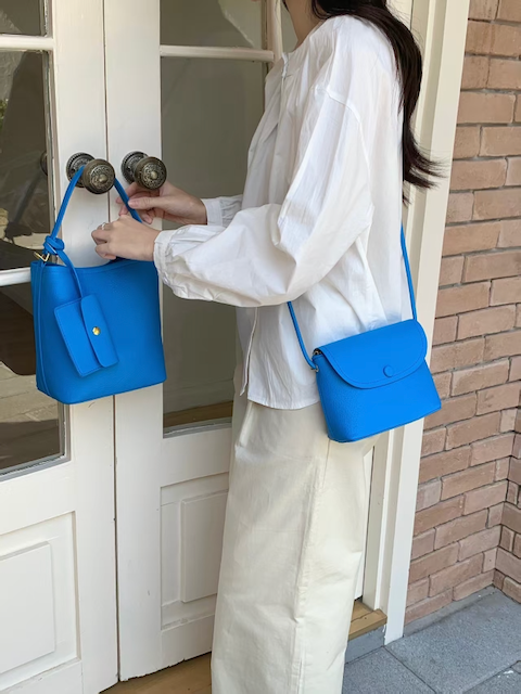 Amelia Hobo Bag w/Card Holder