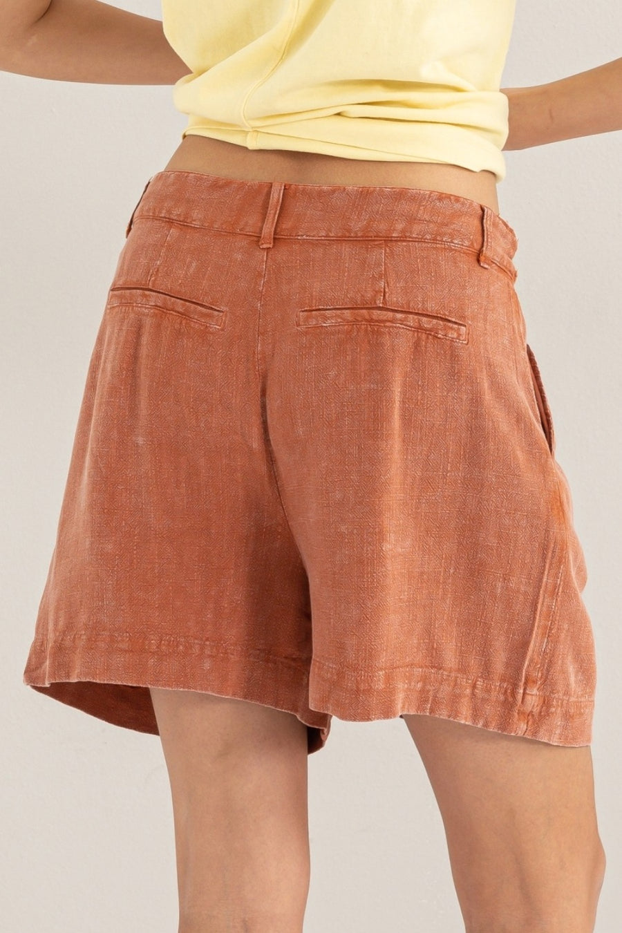 Sophie Pleated Linen Shorts