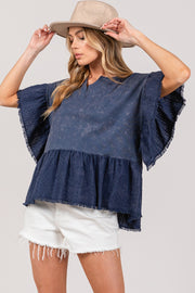 Blusa de manga corta con gardenia