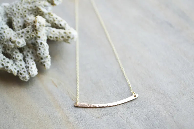 Mini Weekender - Hammered Bar Necklace - Gold